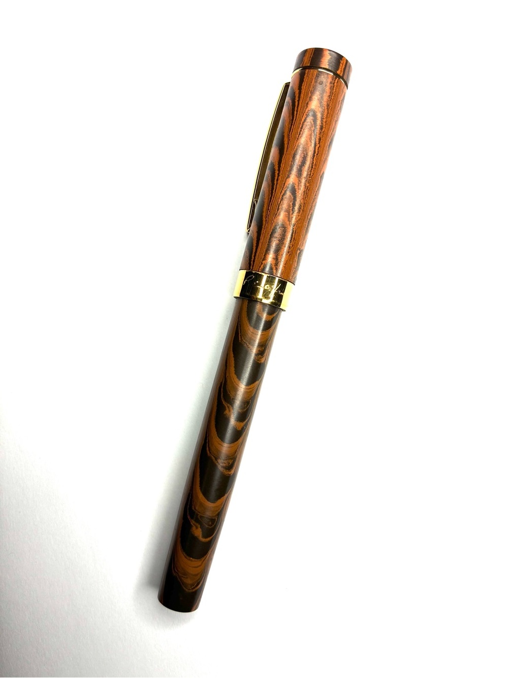 Récife Paris Manaus Rep. Senior Fountain Pen - Woodgrain Ebonite